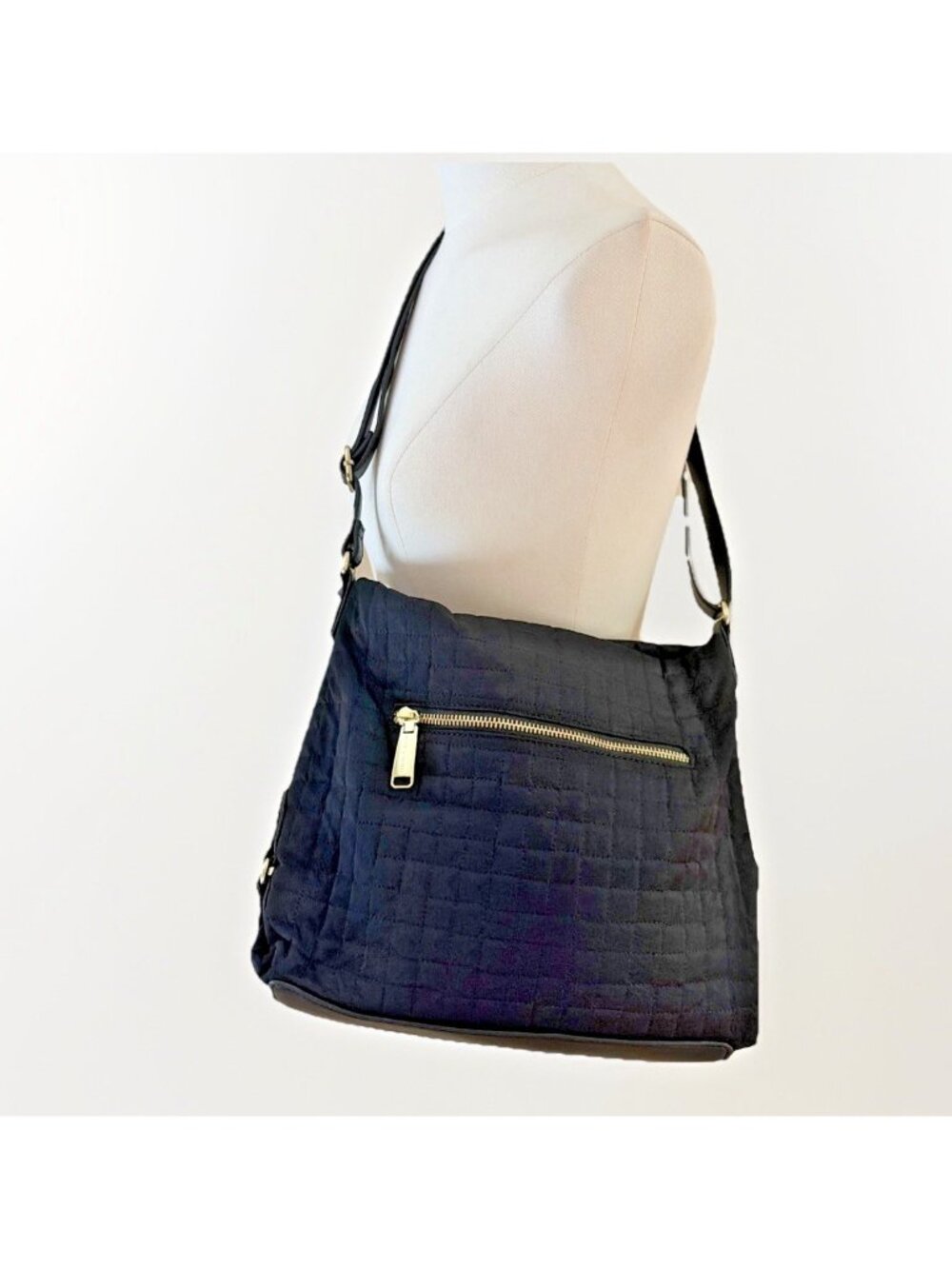 Max Studio Convertible Shoulder Crossbody Bag Quilted Nylon Adjustable Travel